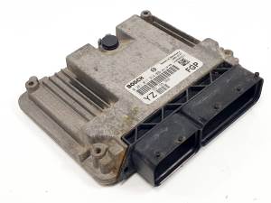 CENTRALITA MOTOR UCE 0281011914 OPEL VECTRA C BERLINA Autodesguaces Alicante