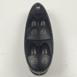 MANDO ELEVALUNAS DELANTERO IZQUIERDO A2118213679 MERCEDES CLASE E (W211) FAMILIAR Autodesguaces Alicante