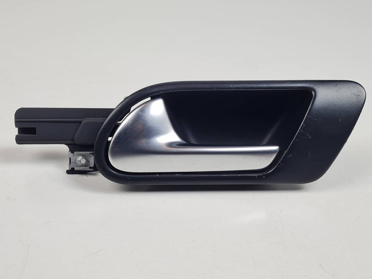 MANETA INTERIOR TRASERA IZQUIERDA - 1K5837113 - VOLKSWAGEN - JETTA (1K2)