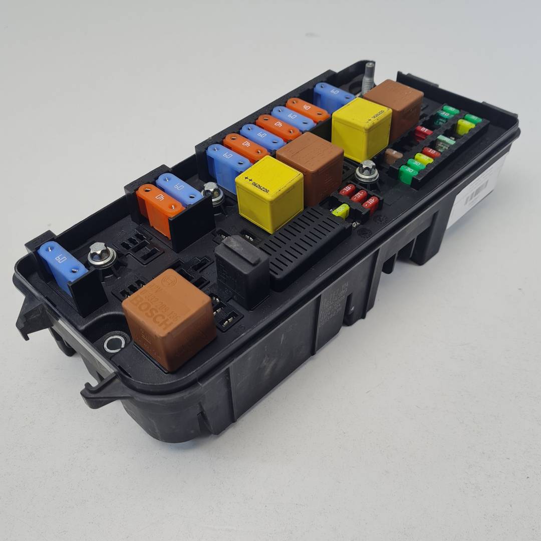 CAJA RELES / FUSIBLES - 12767114 - SAAB - 9-3 CABRIO (YS3F)