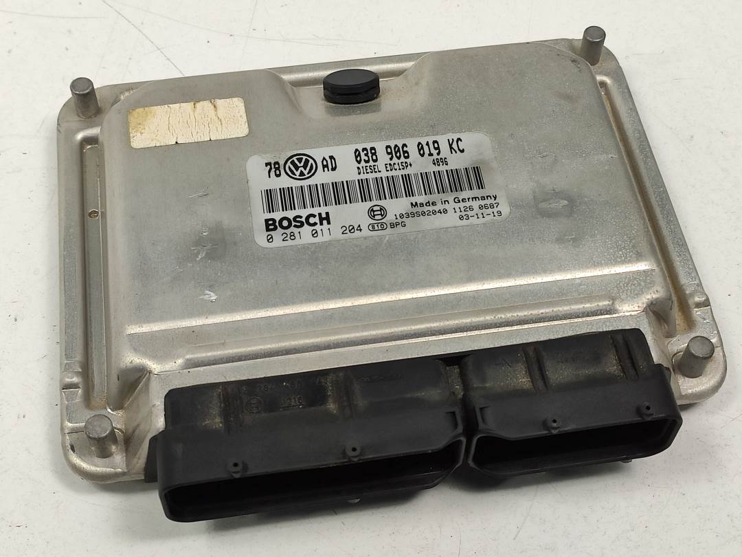 CENTRALITA MOTOR UCE - 0281011204 - VOLKSWAGEN - PASSAT BERLINA (3B3)