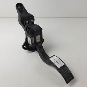 POTENCIOMETRO PEDAL 827262B100 HYUNDAI SANTA FE (BM) Autodesguaces Alicante