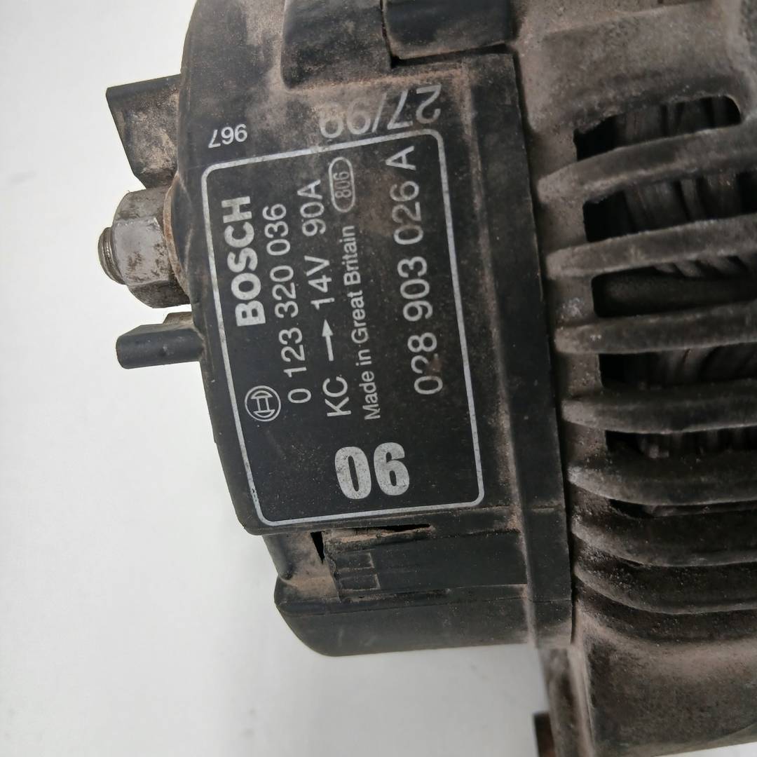 Foto 8 de Alternador Volkswagen Polo Berlina (6n1) (1994–1999)