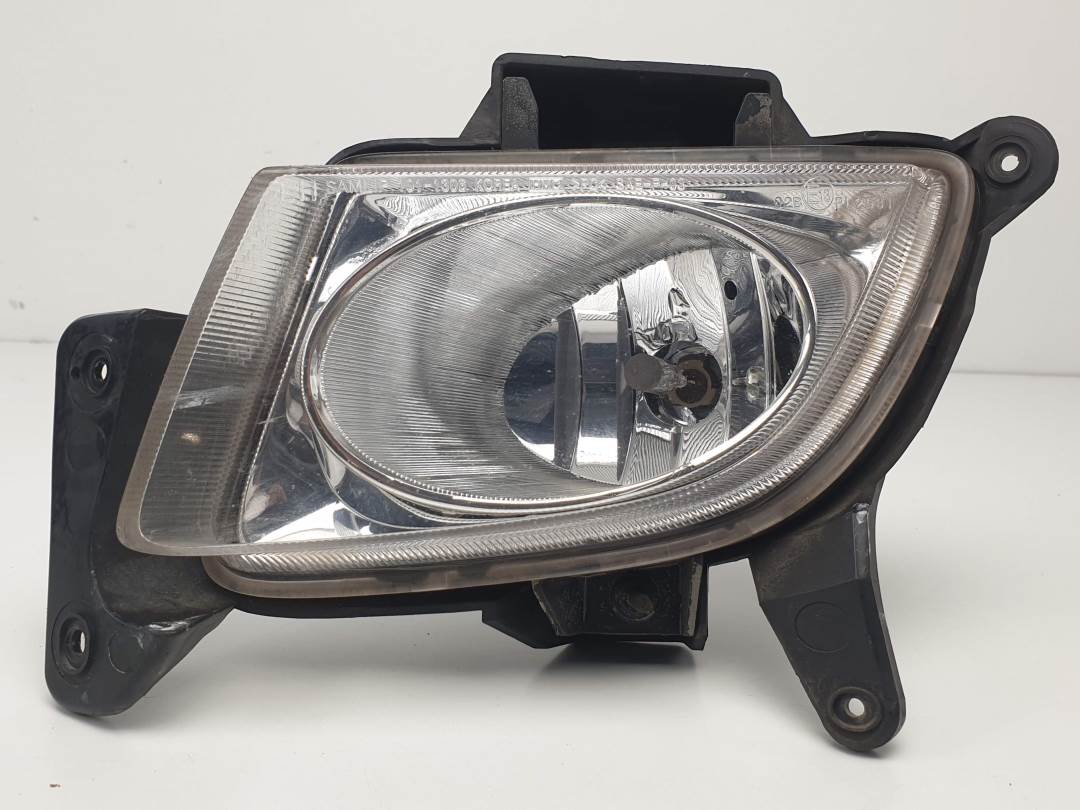 FARO ANTINIEBLA IZQUIERDO - HYUNDAI - I30 (FD)