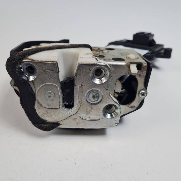 CERRADURA PUERTA TRASERA IZQUIERDA A95A97L MAZDA 6 BERLINA (GG) Autodesguaces Alicante