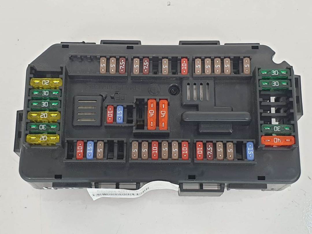 CAJA RELES / FUSIBLES - 19449000001 - BMW - SERIE 4 COUPE (F32)