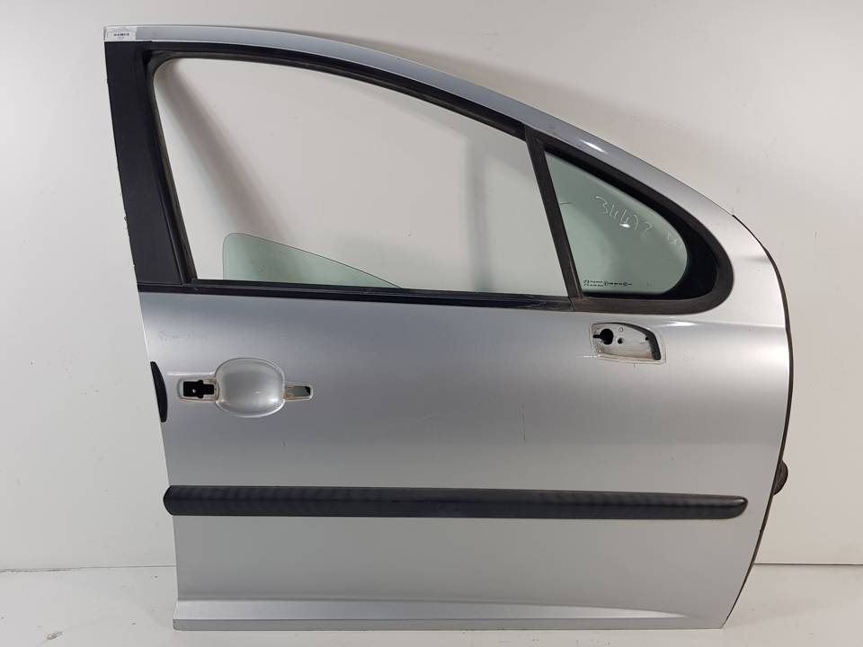 PUERTA DELANTERA DERECHA PEUGEOT 207 Autodesguaces Alicante