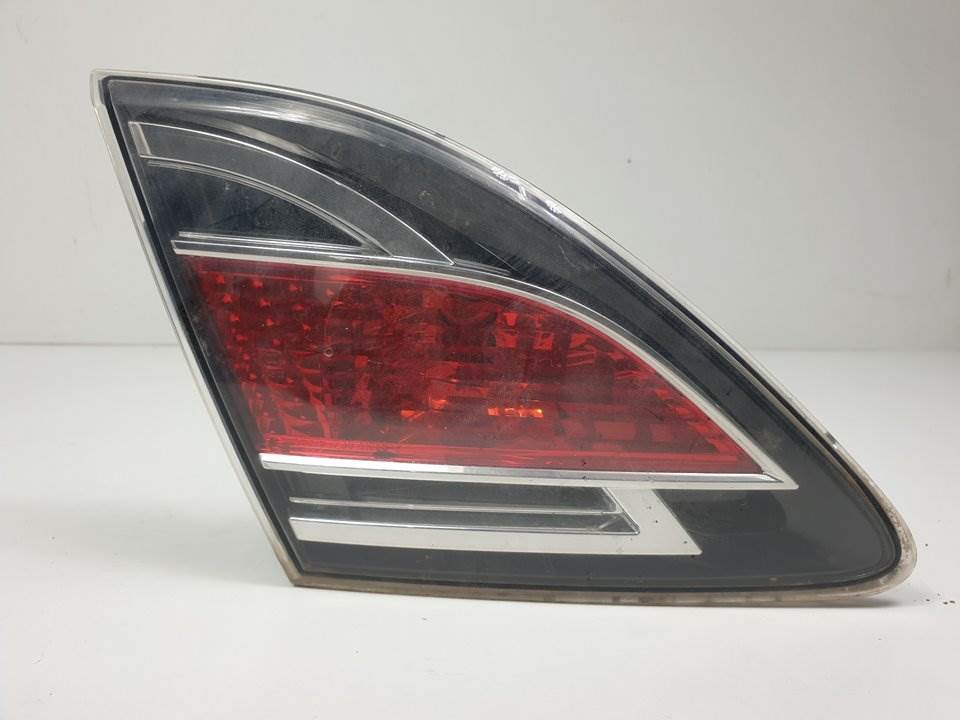 PILOTO TRASERO IZQUIERDO INTERIOR - MAZDA - 6 LIM. (GH)