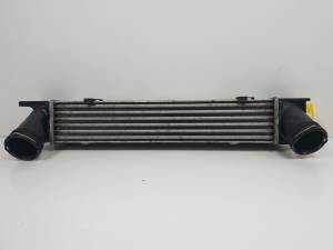 INTERCOOLER 3213329 BMW SERIE 1 BERLINA (E81/E87) Autodesguaces Alicante