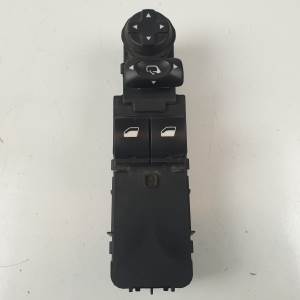 MANDO ELEVALUNAS DELANTERO IZQUIERDO 96657053ZD DS 4 CROSSBACK Autodesguaces Alicante