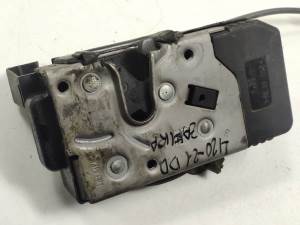 CERRADURA PUERTA DELANTERA DERECHA OPEL ZAFIRA A Autodesguaces Alicante