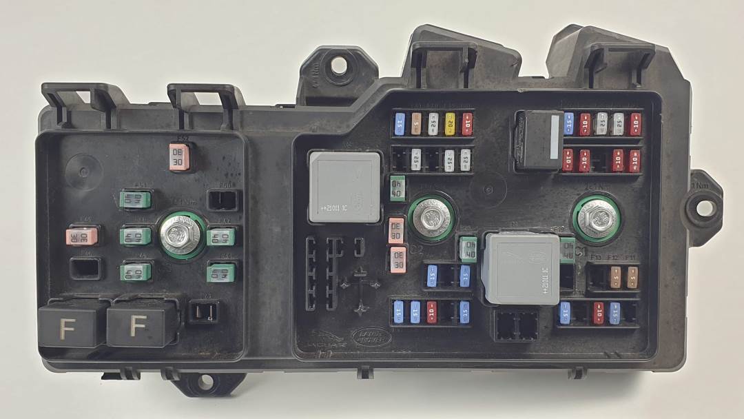 CAJA RELES / FUSIBLES - LAND ROVER - RANGE ROVER EVOQUE