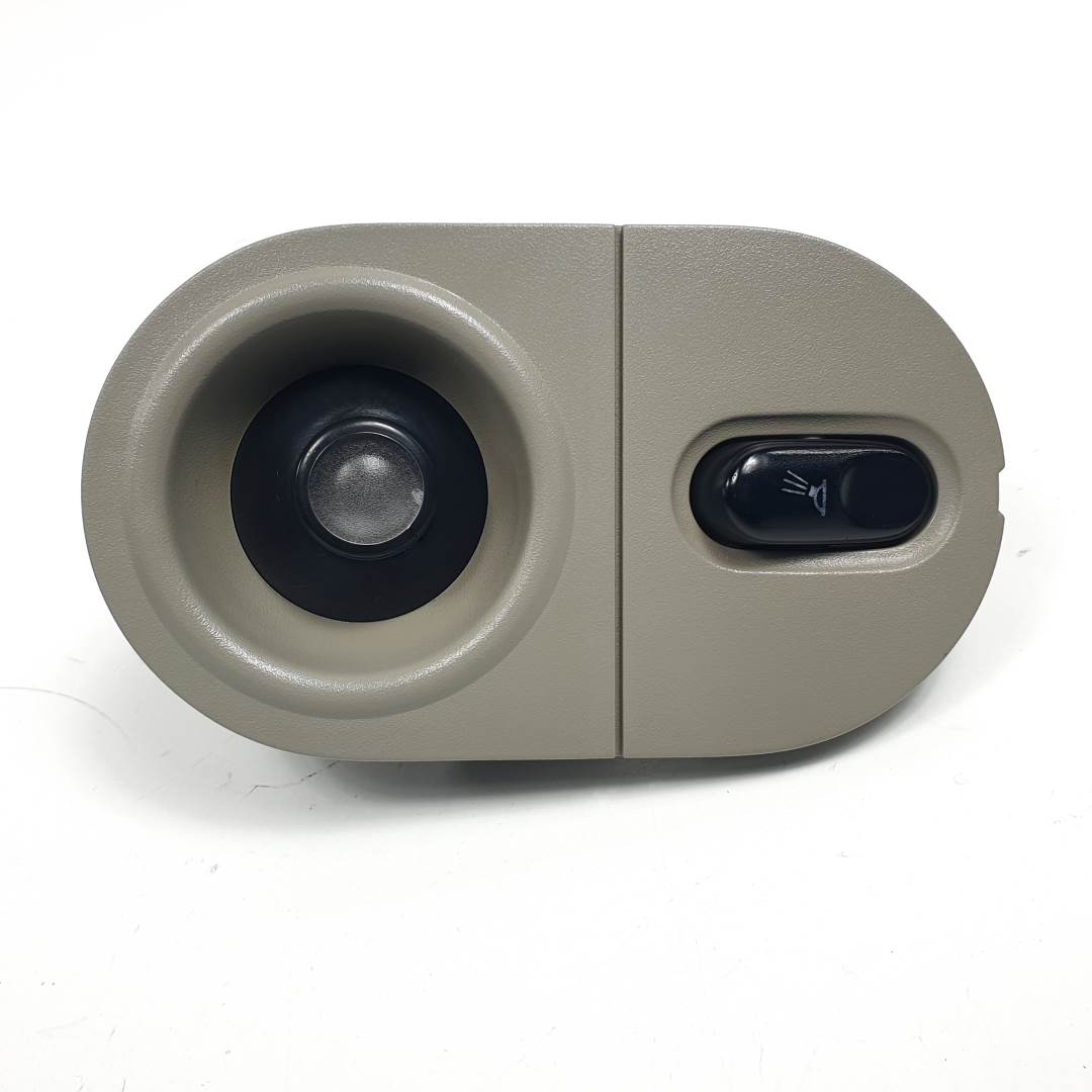 LUZ INTERIOR - 770082054 - RENAULT - LAGUNA (B56)