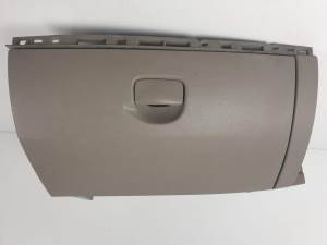 GUANTERA 8200475691 RENAULT CLIO III Autodesguaces Alicante