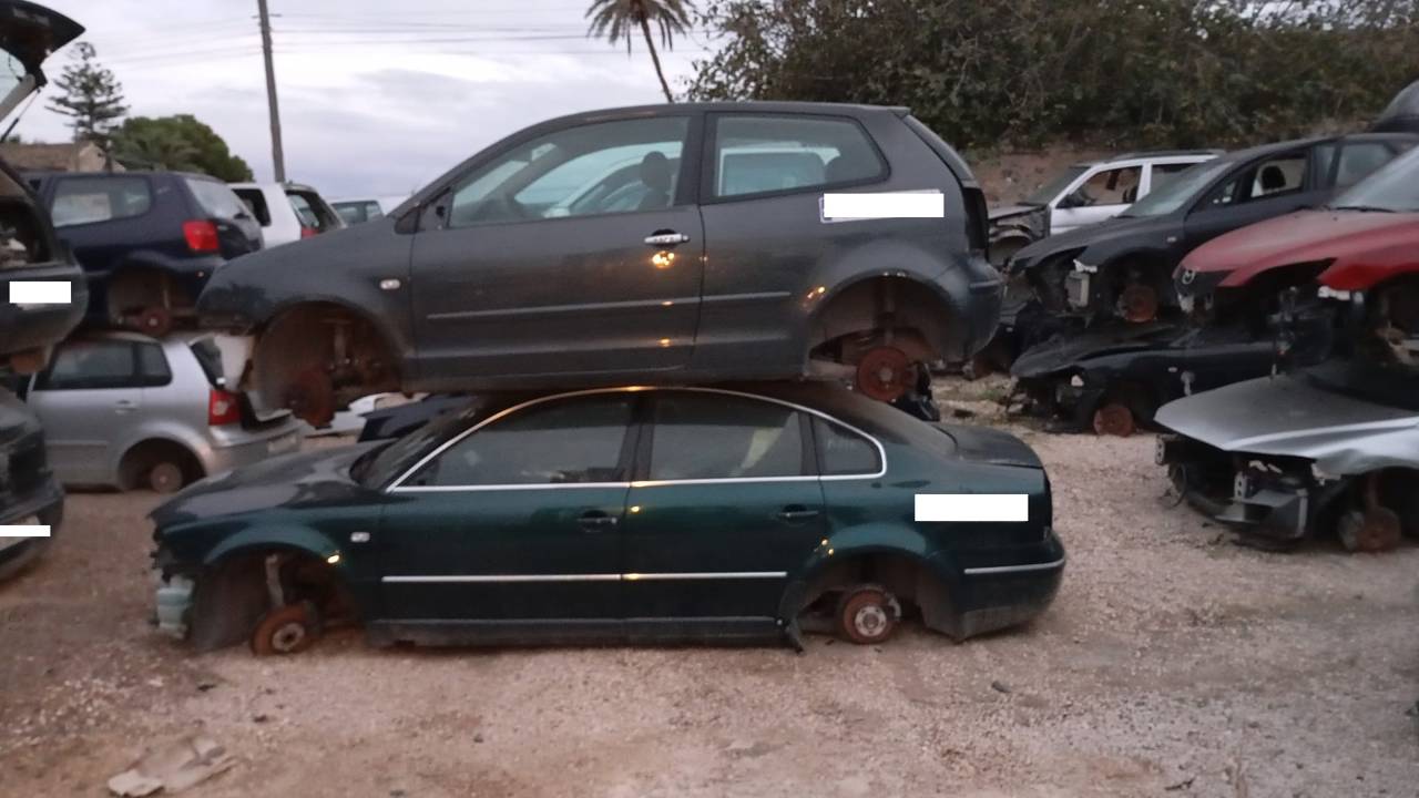 Imagen del vehículo VOLKSWAGEN PASSAT BERLINA (3B3)