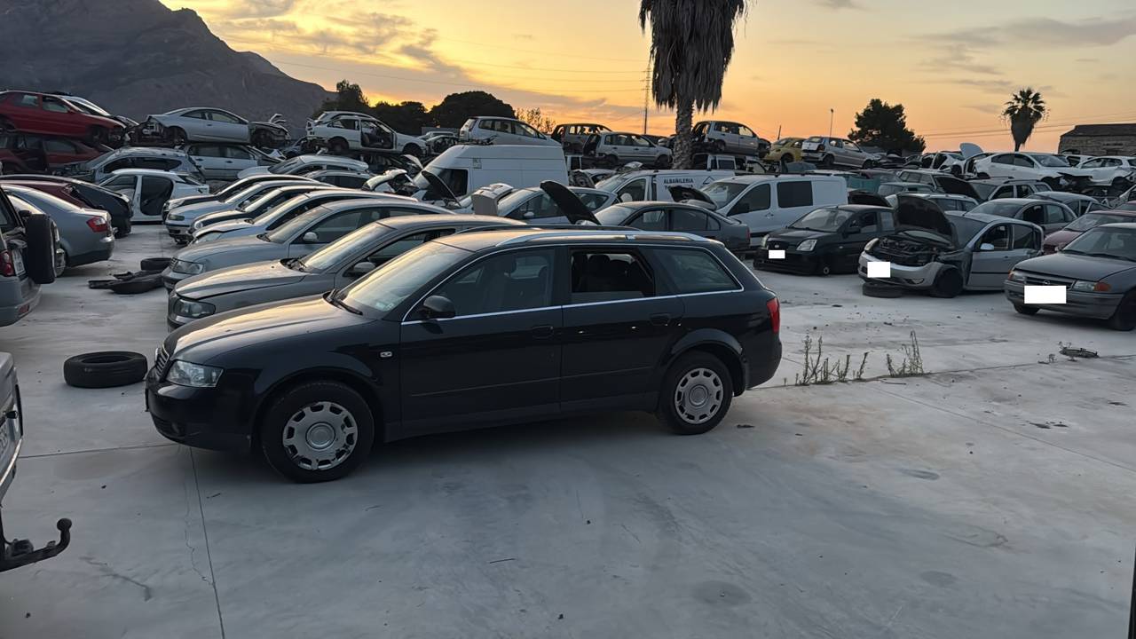 Imagen del vehículo AUDI A4 AVANT (8E)