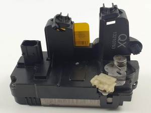 CERRADURA PUERTA TRASERA DERECHA 13210763 OPEL VECTRA C BERLINA Autodesguaces Alicante