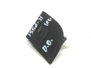 MANDO ELEVALUNAS DELANTERO DERECHO 441959528 AUDI 100 BERLINA (443) Autodesguaces Alicante