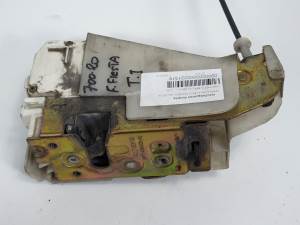 CERRADURA PUERTA TRASERA IZQUIERDA 96FGA264A27BG FORD FIESTA BERLINA Autodesguaces Alicante
