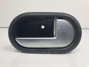 MANETA INTERIOR DELANTERA DERECHA 6S61A22600AAW FORD FIESTA (CBK) Autodesguaces Alicante