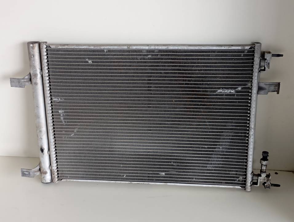 CONDENSADOR / RADIADOR AIRE ACONDICIONADO