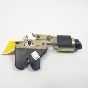 CERRADURA MALETERO / PORTON 9579033050 KIA MAGENTIS Autodesguaces Alicante