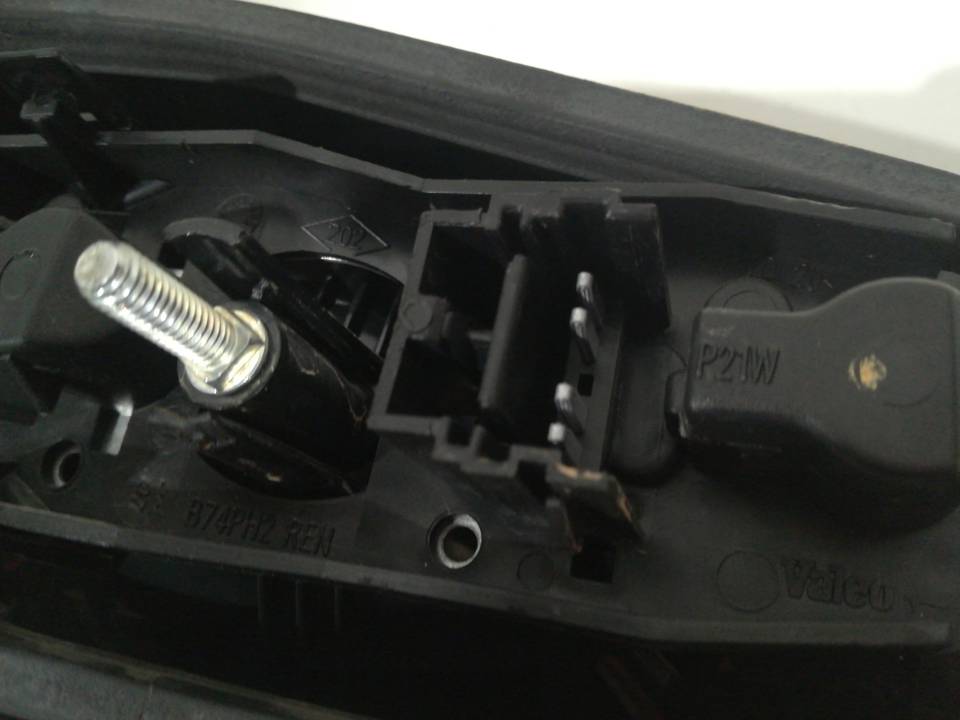 PILOTO TRASERO DERECHO INTERIOR