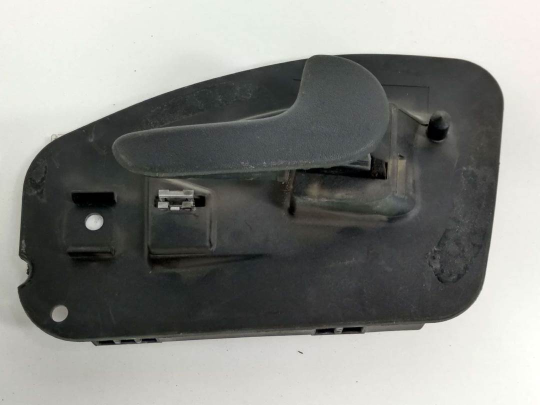 MANETA INTERIOR TRASERA DERECHA - 13104270G - OPEL - CORSA C