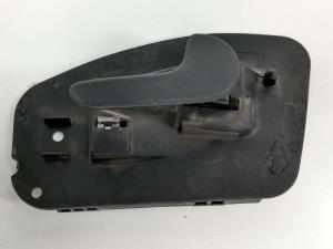 MANETA INTERIOR TRASERA DERECHA 13104270G OPEL CORSA C Autodesguaces Alicante