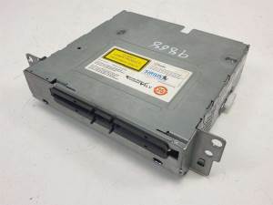 SISTEMA AUDIO / RADIO CD 926786901 BMW SERIE 5 LIM. (F10) Autodesguaces Alicante