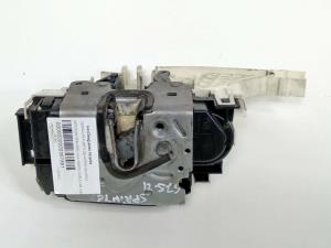 CERRADURA PUERTA DELANTERA IZQUIERDA A9067201435 MERCEDES SPRINTERII CAJA ABIERTA, DOBLE CAB. (DESDE 01.06) Au