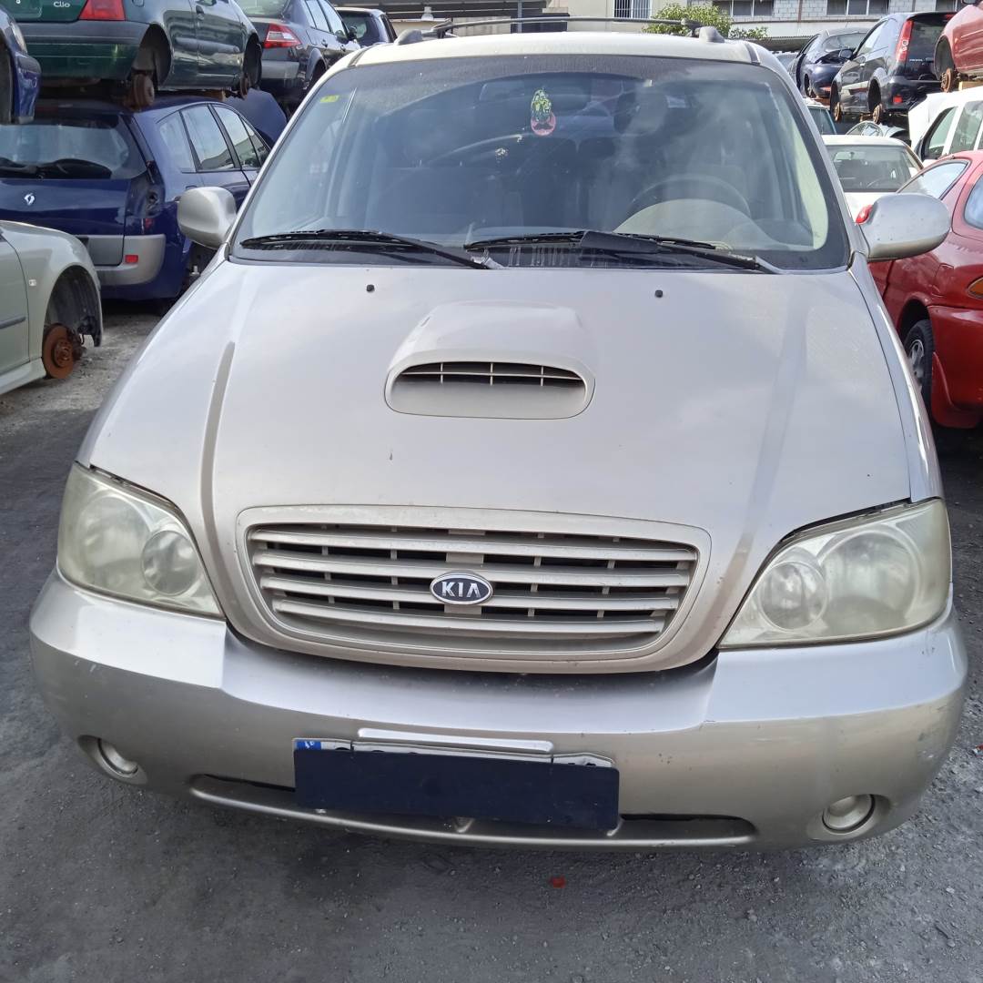 KIA CARNIVAL II (2001 - 2006)