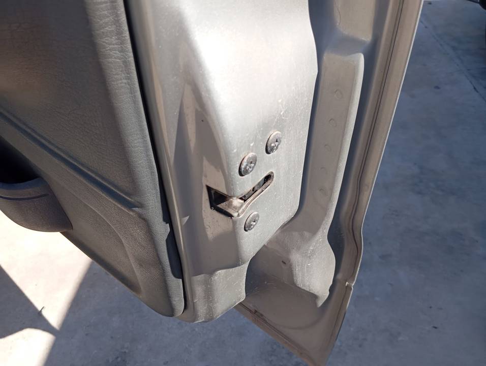CERRADURA PUERTA DELANTERA DERECHA