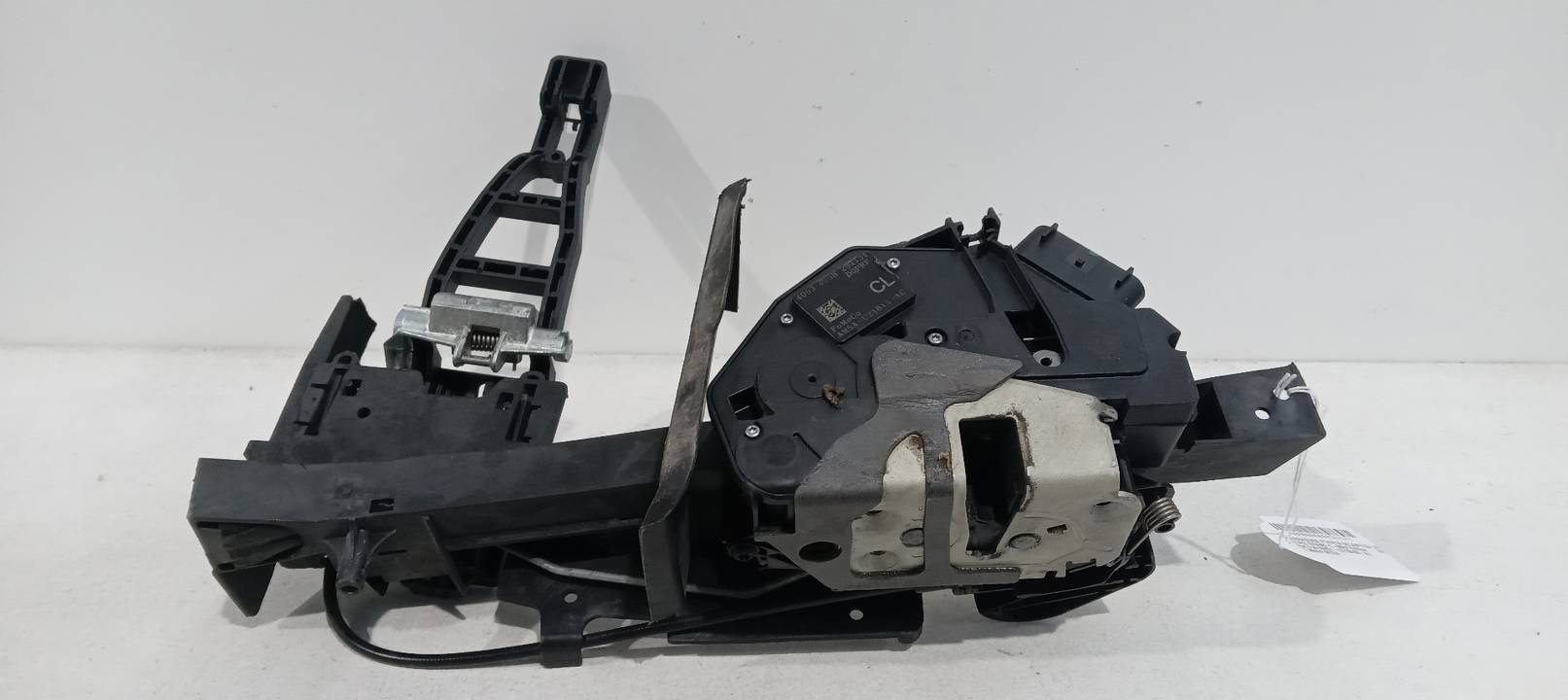CERRADURA PUERTA DELANTERA IZQUIERDA