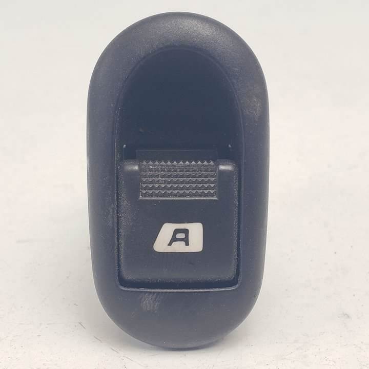 MANDO ELEVALUNAS DELANTERO DERECHO - 96401469XT - PEUGEOT - 1007
