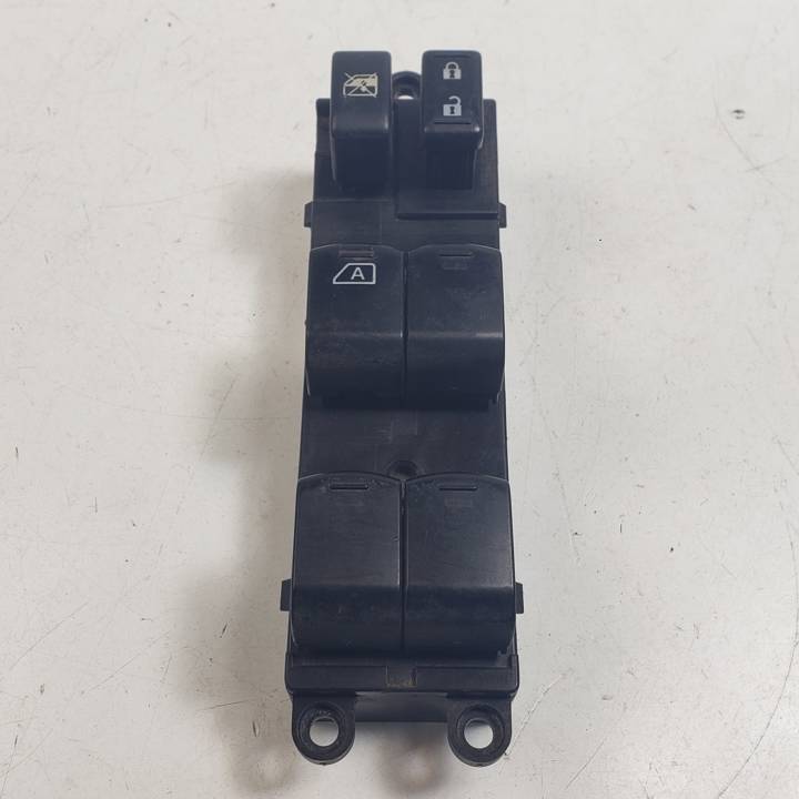 MANDO ELEVALUNAS DELANTERO IZQUIERDO NISSAN TIIDA (C11X/SC11X) Autodesguaces Alicante