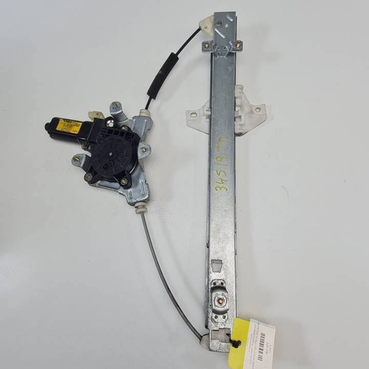 ELEVALUNAS TRASERO DERECHO 9882025100 HYUNDAI ACCENT (LC) Autodesguaces Alicante