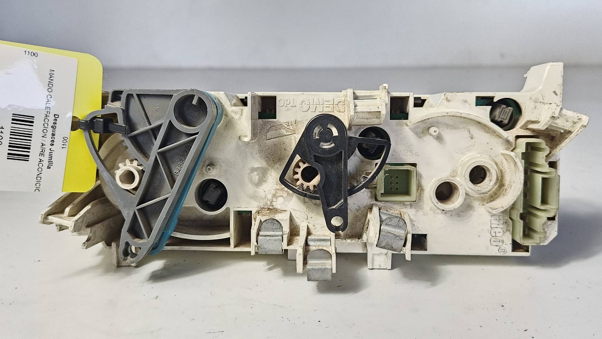 Foto 2 de Mando Calefaccion / Aire Acondicionado Peugeot 306 Berlina (s2) (1997–2003)