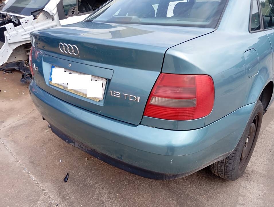 PARAGOLPES TRASERO