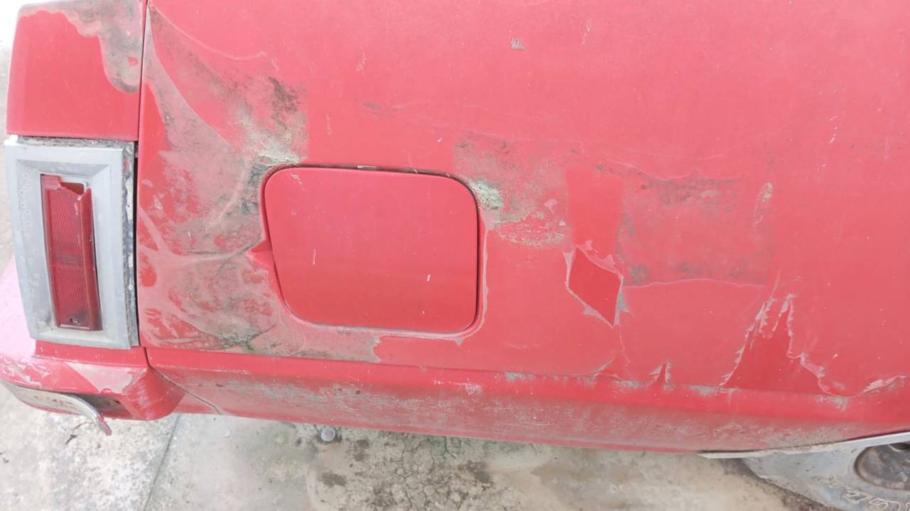 TAPA EXTERIOR COMBUSTIBLE