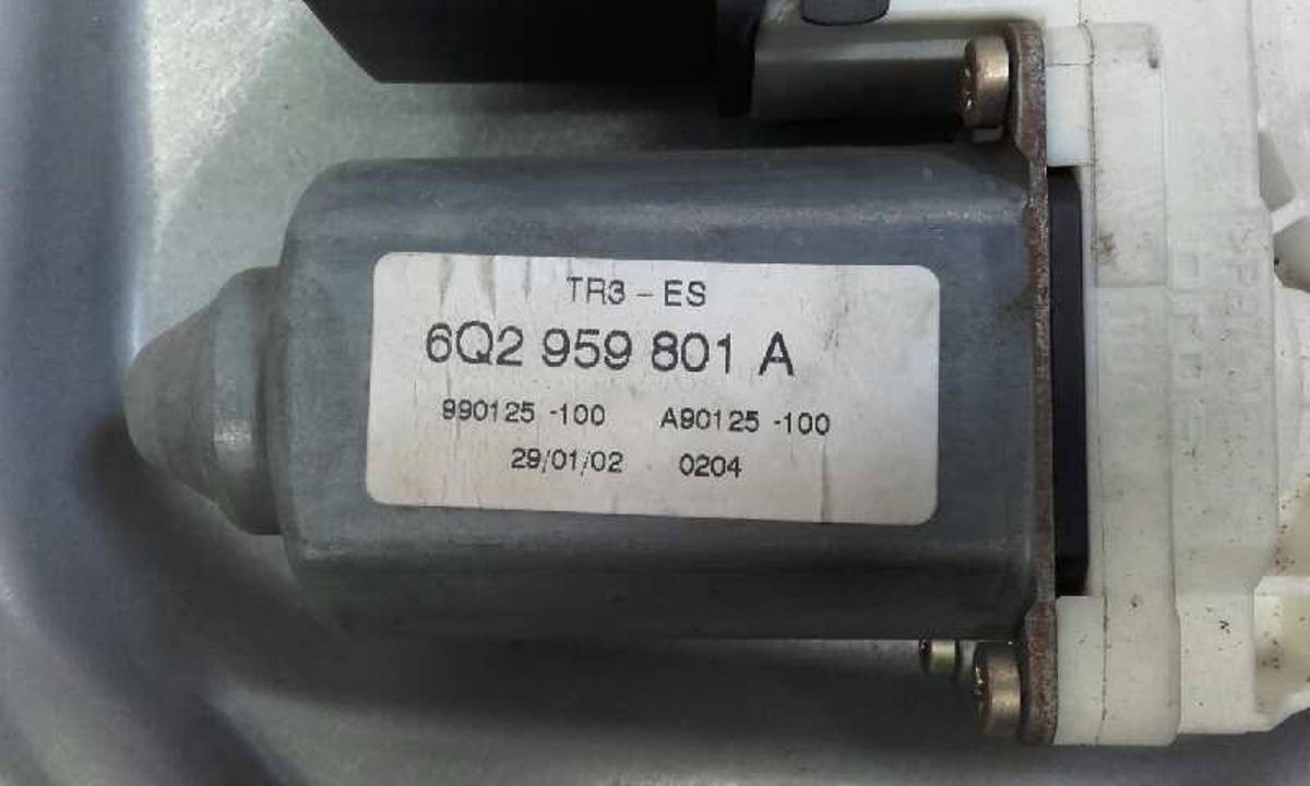 MOTOR ELEVALUNAS DELANTERO DERECHO