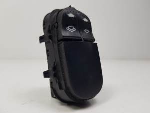 MANDO ELEVALUNAS DELANTERO IZQUIERDO 98AG14529AC FORD FOCUS BERLINA (CAK) Autodesguaces Alicante