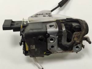CERRADURA PUERTA DELANTERA DERECHA 732148 CITROEN C5 BERLINA Autodesguaces Alicante