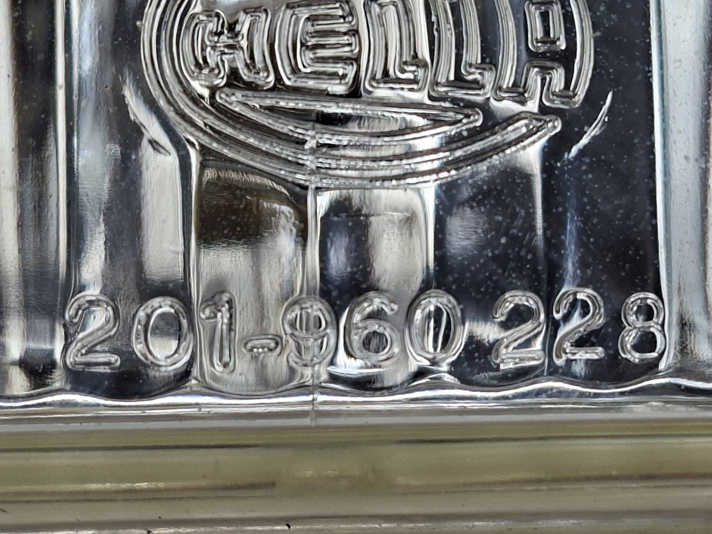 Foto 5 de Faro Izquierdo Mercedes MB 100 D Caja Cerrada / Combi (1987–1995)