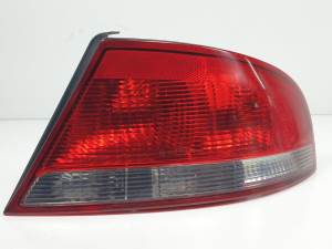 PILOTO TRASERO DERECHO 89300260 CHRYSLER SEBRING BERLINA (JR41) Autodesguaces Alicante