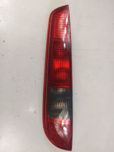 PILOTO TRASERO IZQUIERDO 4M5113N004C FORD FOCUS SPORTBREAK (CAP) Autodesguaces Alicante