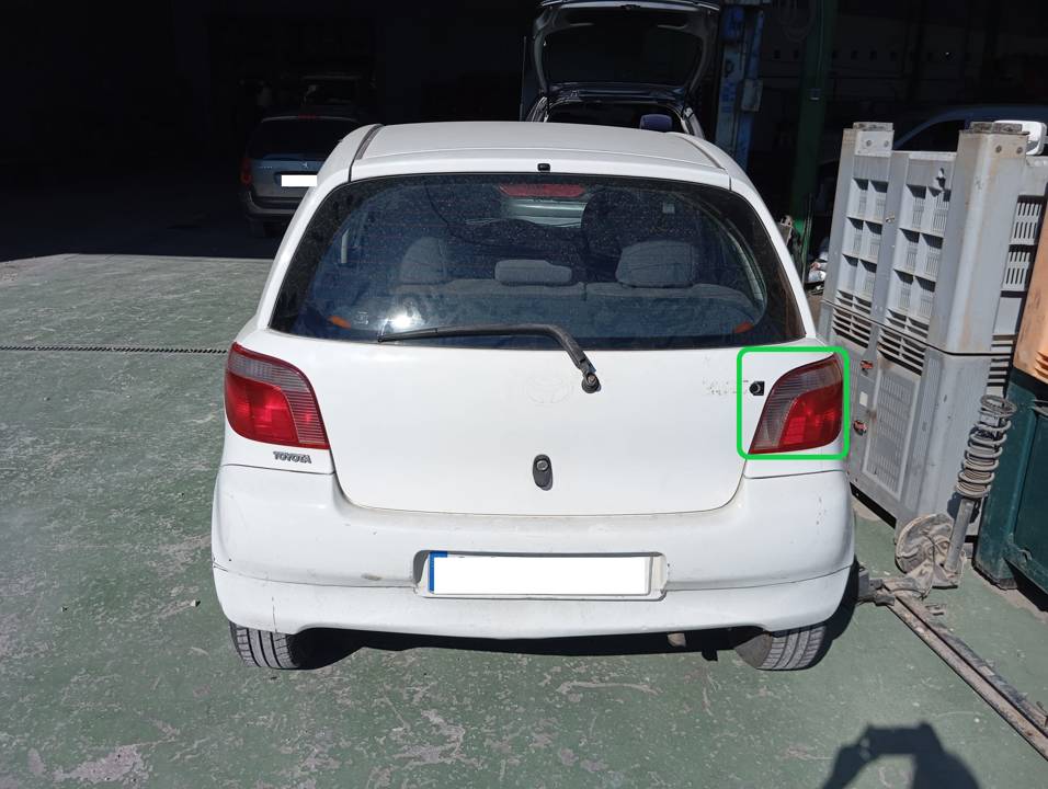 PILOTO TRASERO DERECHO