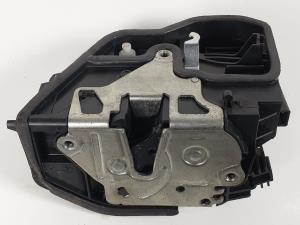 CERRADURA PUERTA TRASERA IZQUIERDA A046998 BMW SERIE 5 TOURING (E61) Autodesguaces Alicante