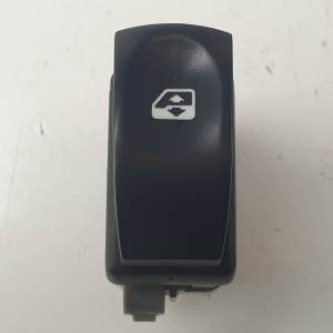 MANDO ELEVALUNAS DELANTERO DERECHO 214936B RENAULT MODUS Autodesguaces Alicante