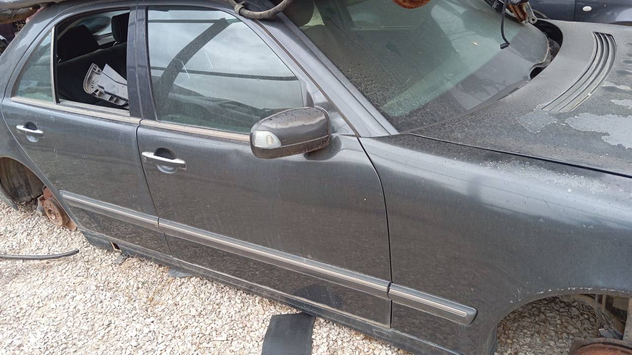 CERRADURA PUERTA DELANTERA DERECHA